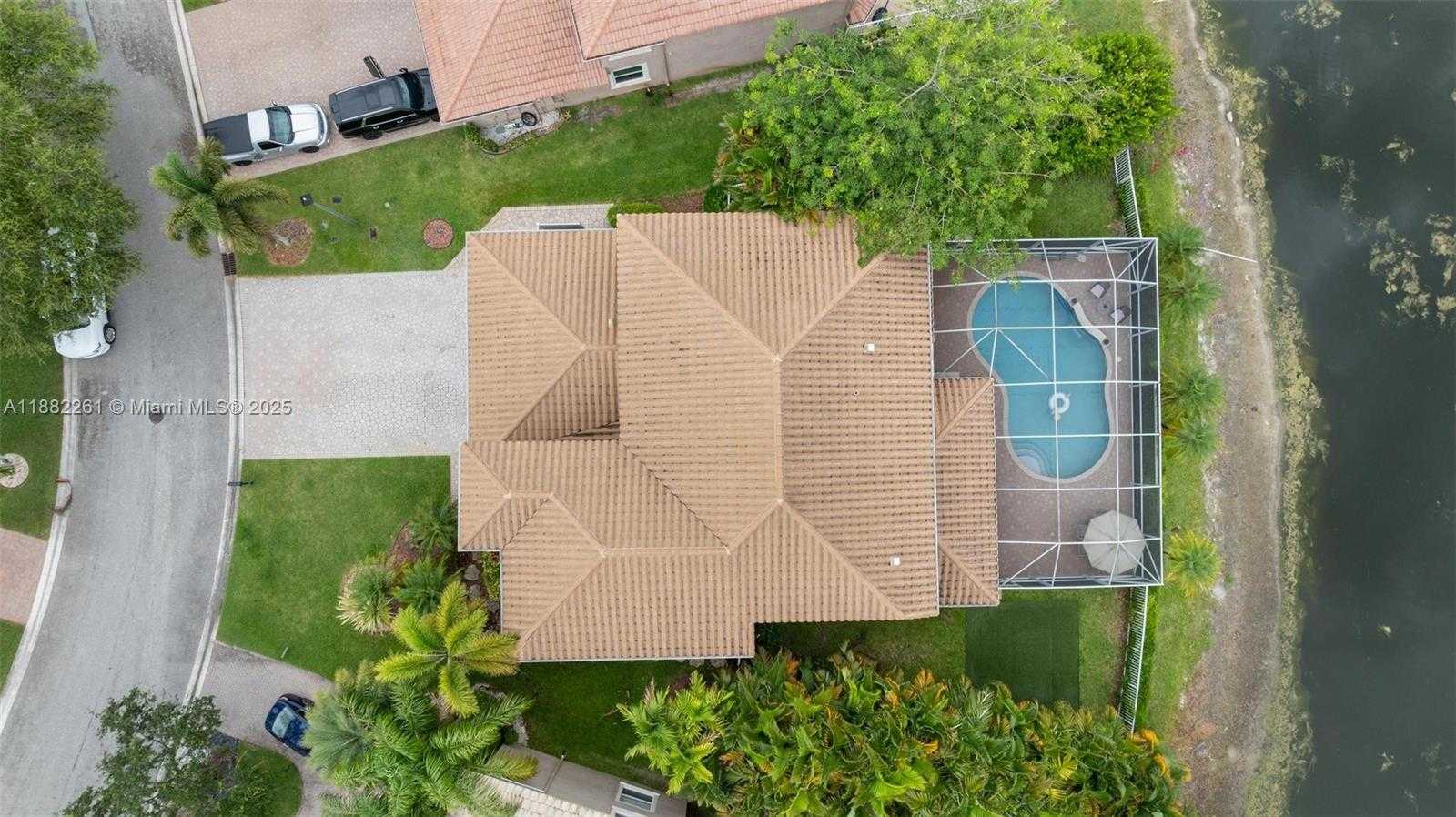 Small Image of 5920 NORTH WEST 54TH CIR, Coral Springs Number 2