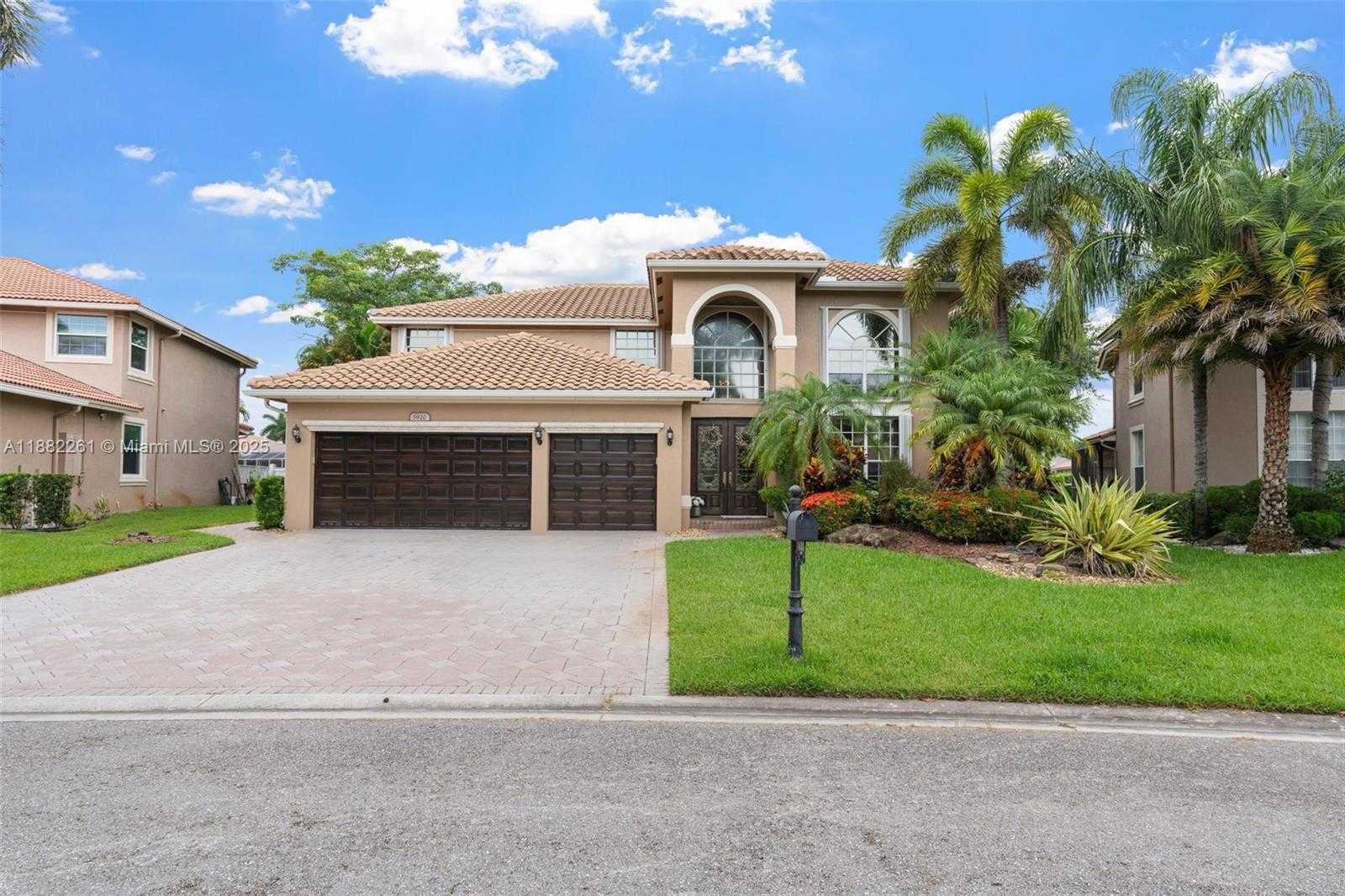 Small Image of 5920 NORTH WEST 54TH CIR, Coral Springs Number 4