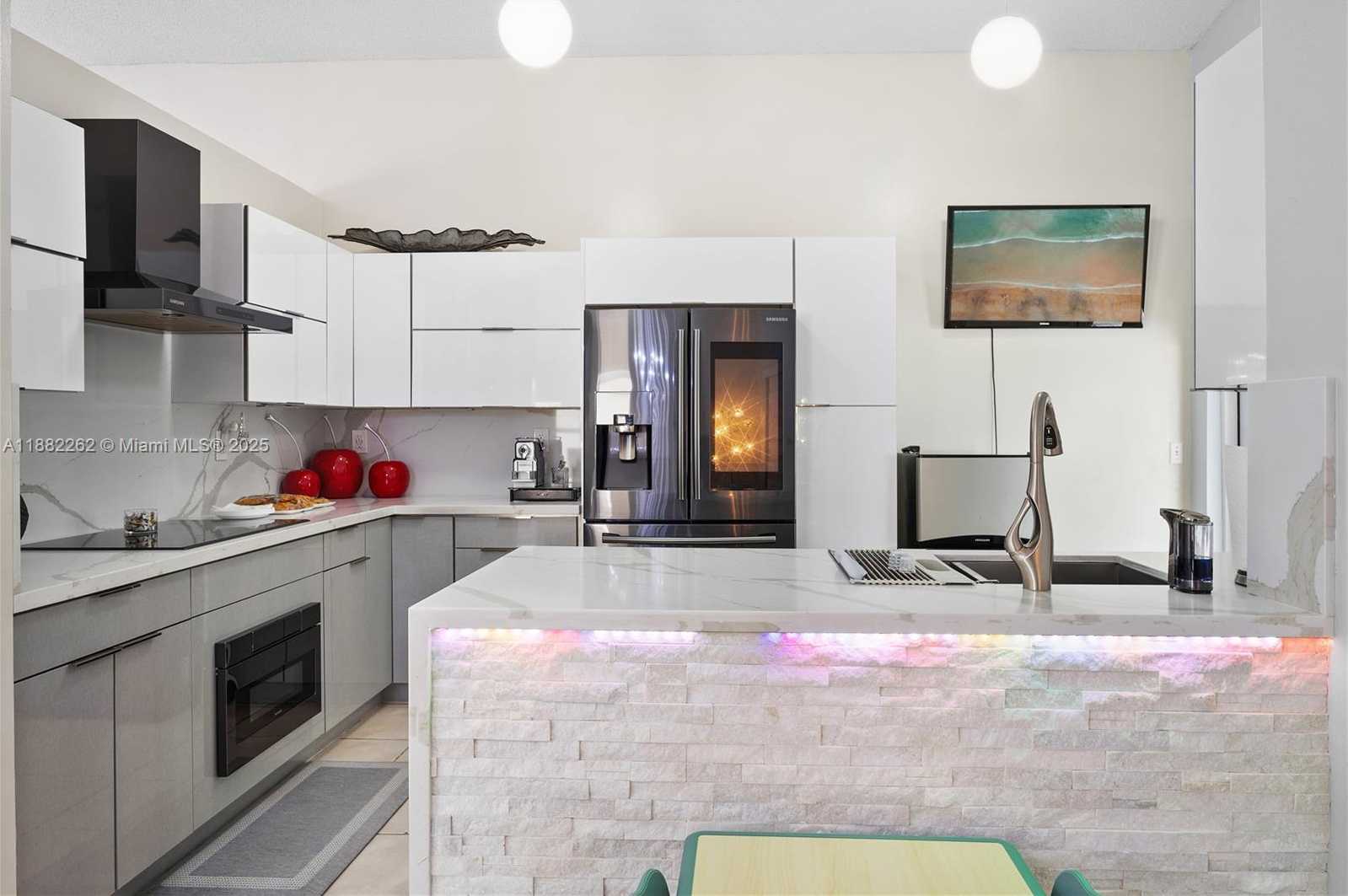 Small Image of 19020 NORTH WEST 54TH AVE, Miami Gardens Number 19