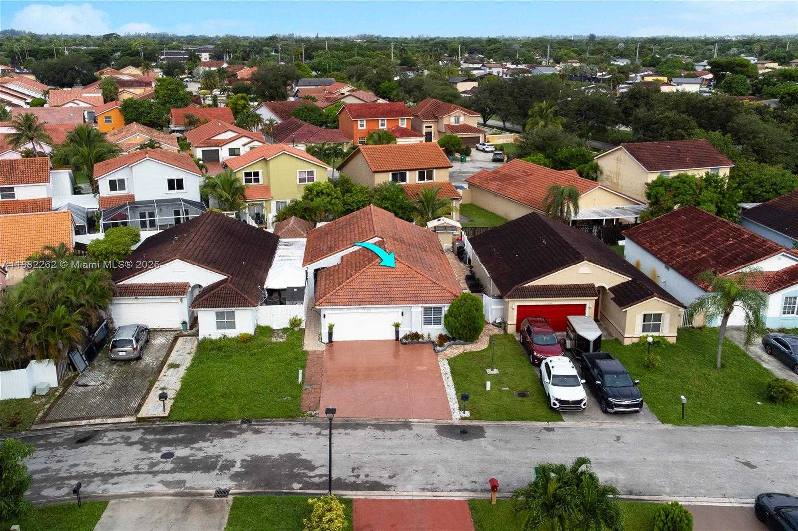 Small Image of 19020 NORTH WEST 54TH AVE, Miami Gardens Number 2