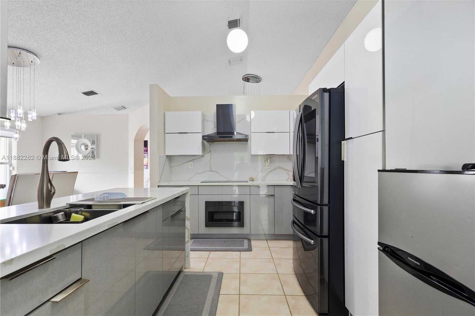 Small Image of 19020 NORTH WEST 54TH AVE, Miami Gardens Number 22