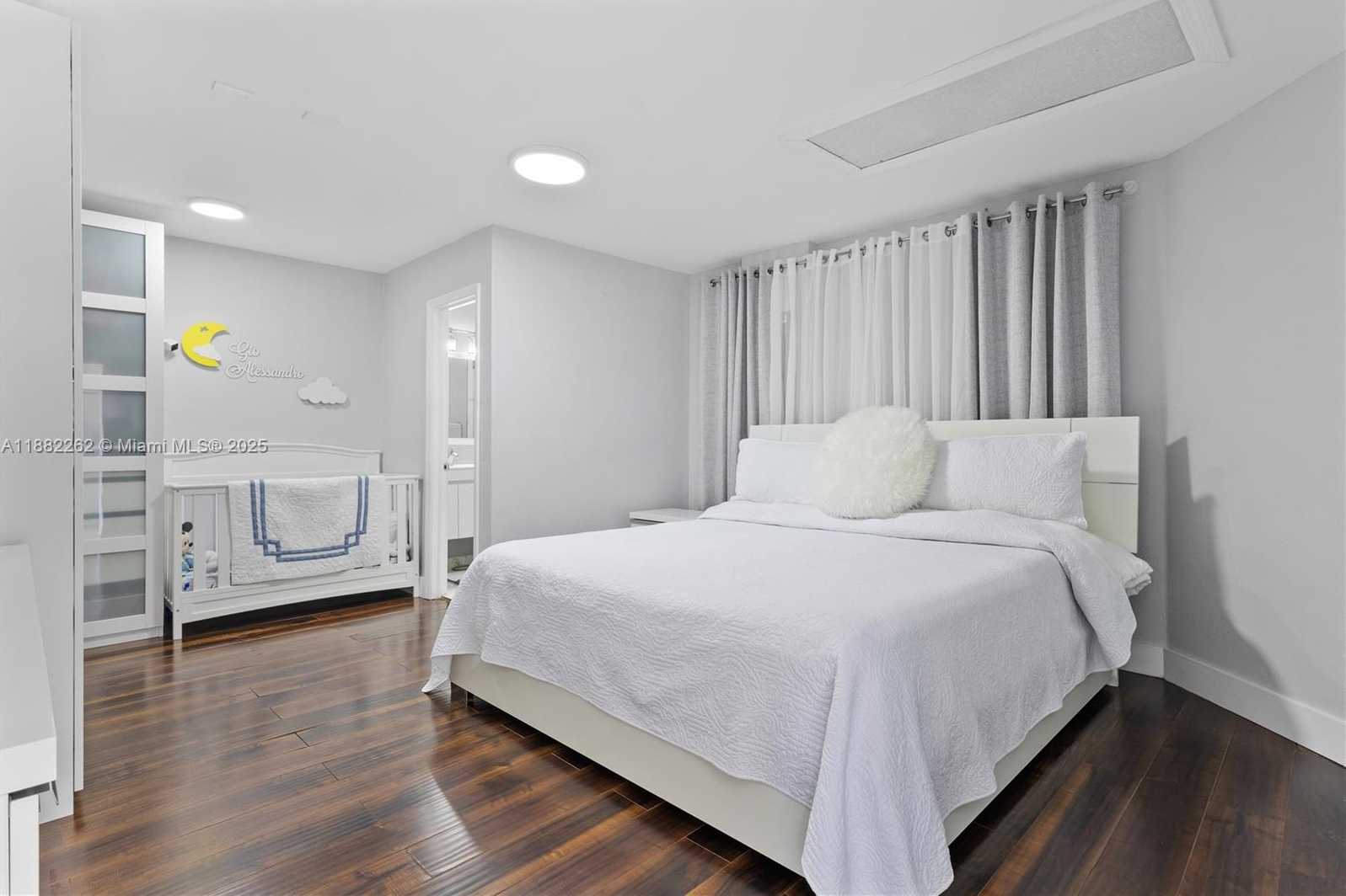 Small Image of 19020 NORTH WEST 54TH AVE, Miami Gardens Number 32