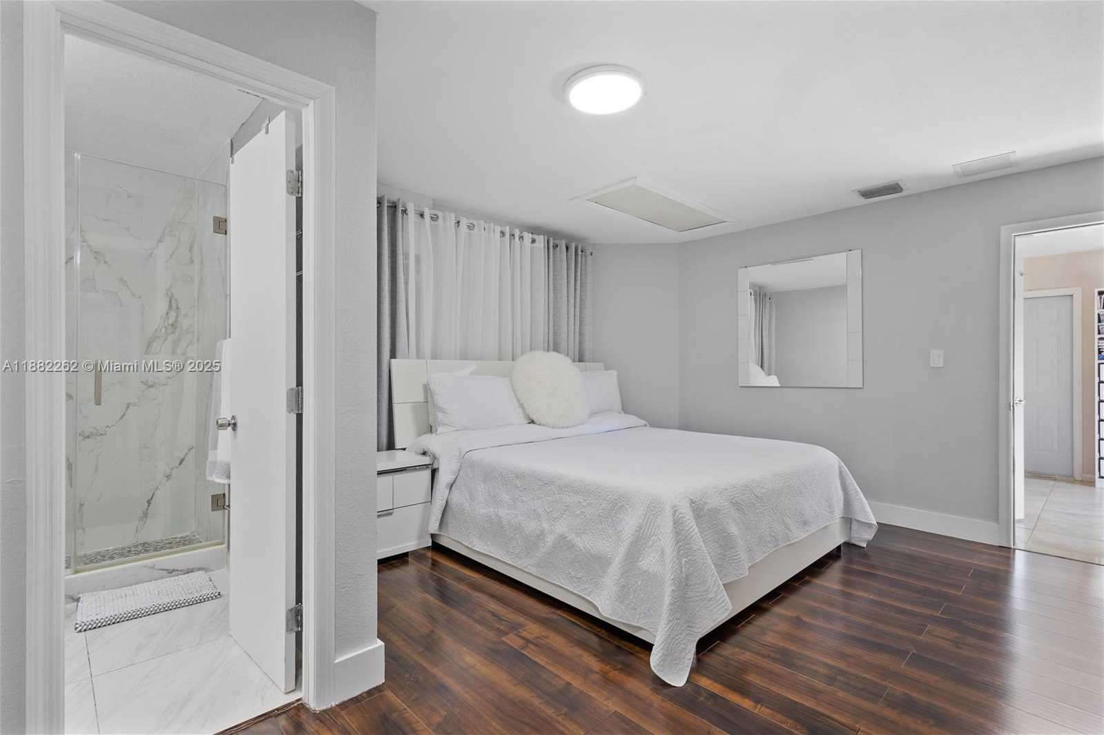 Small Image of 19020 NORTH WEST 54TH AVE, Miami Gardens Number 36