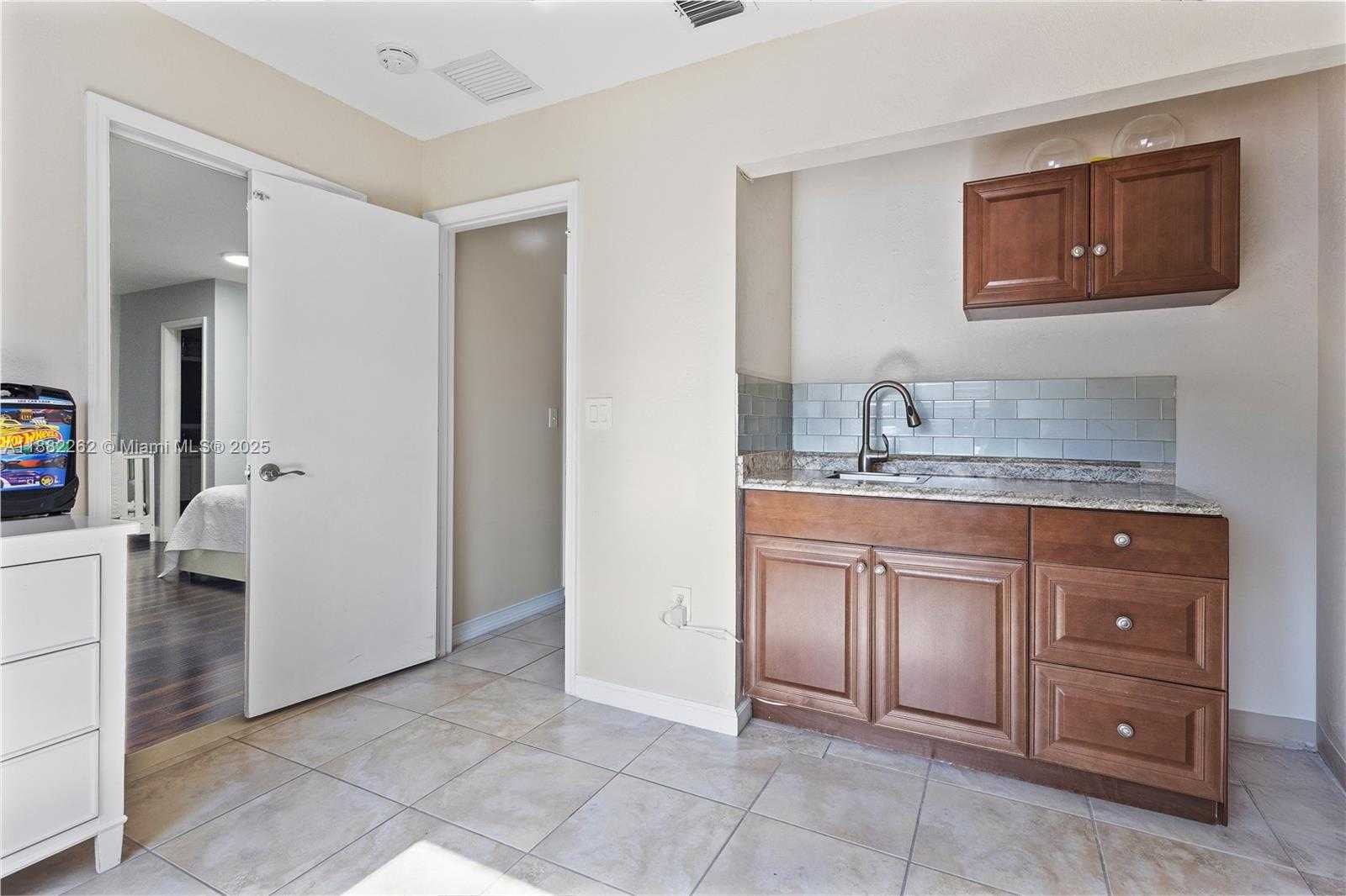 Small Image of 19020 NORTH WEST 54TH AVE, Miami Gardens Number 42