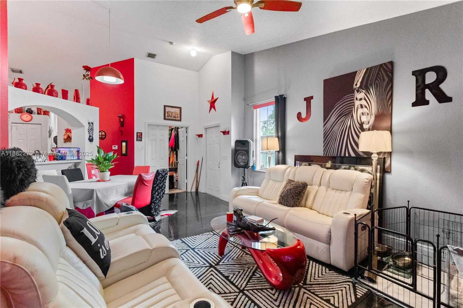 Small Image of 3143 ENCLAVE WAY, Lauderhill Number 11