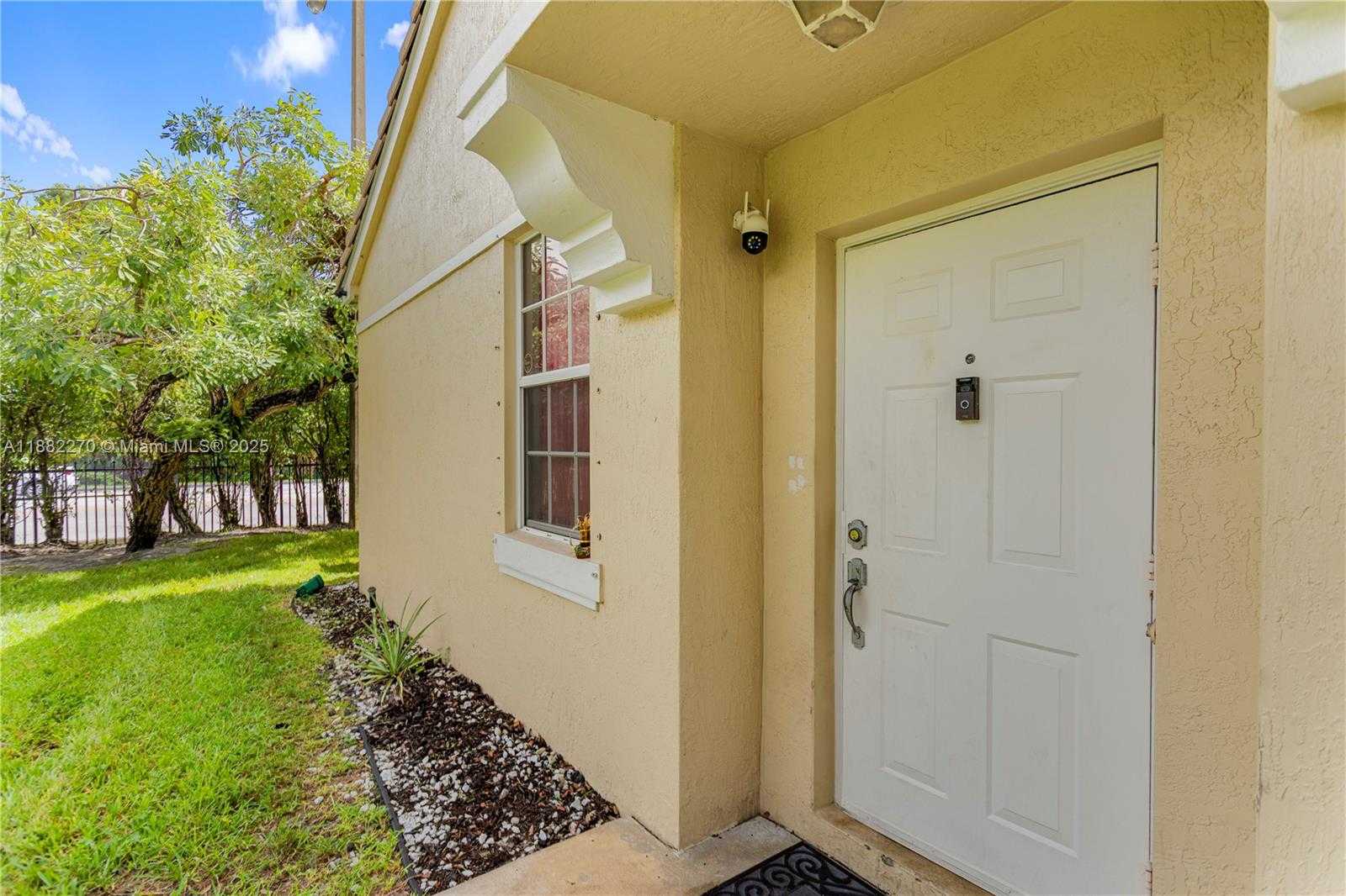 Small Image of 3143 ENCLAVE WAY, Lauderhill Number 3