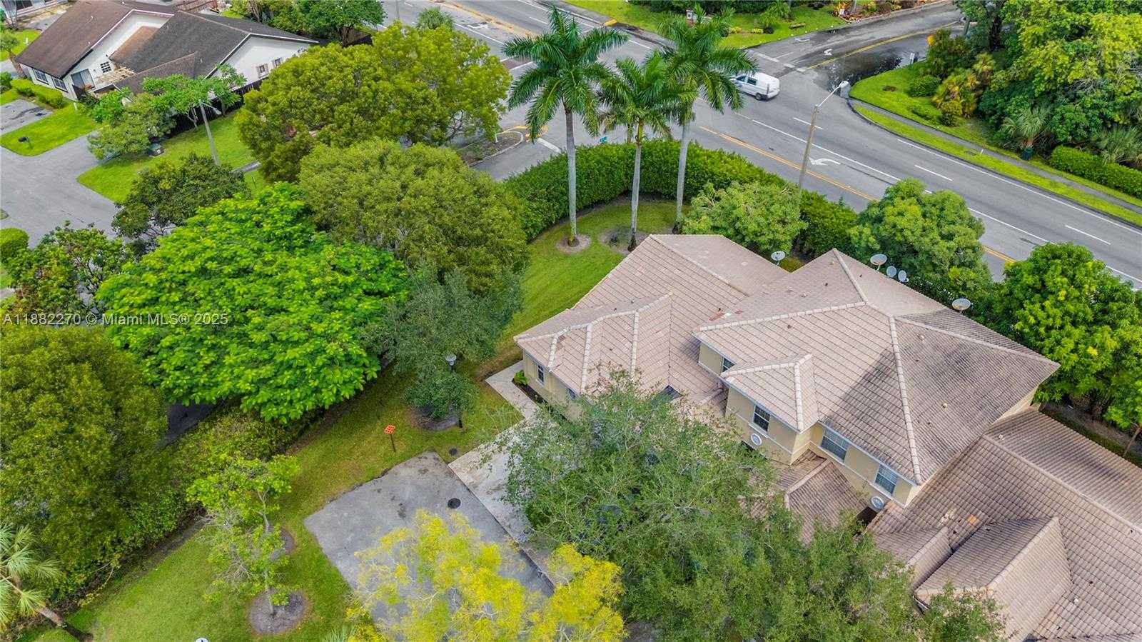 Small Image of 3143 ENCLAVE WAY, Lauderhill Number 31