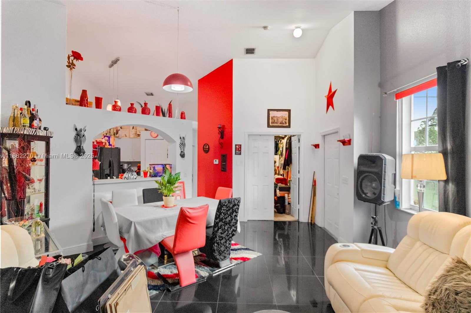 Small Image of 3143 ENCLAVE WAY, Lauderhill Number 7
