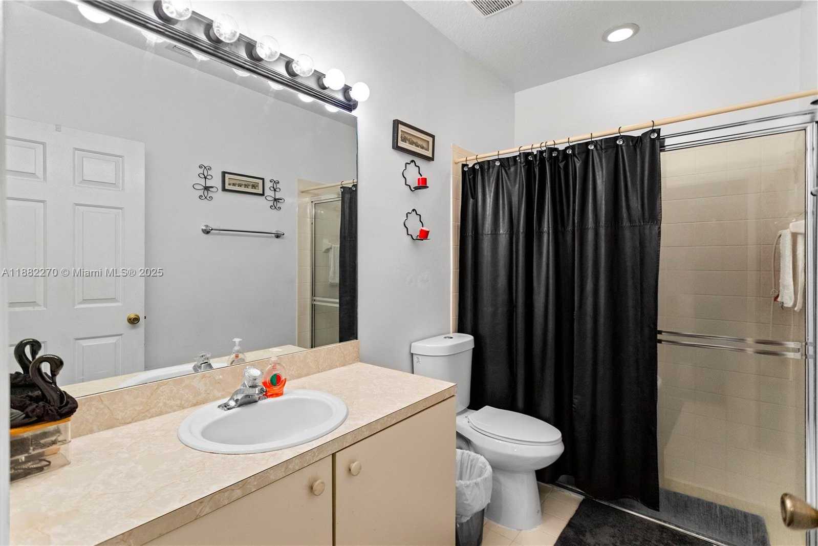 Small Image of 3143 ENCLAVE WAY, Lauderhill Number 8