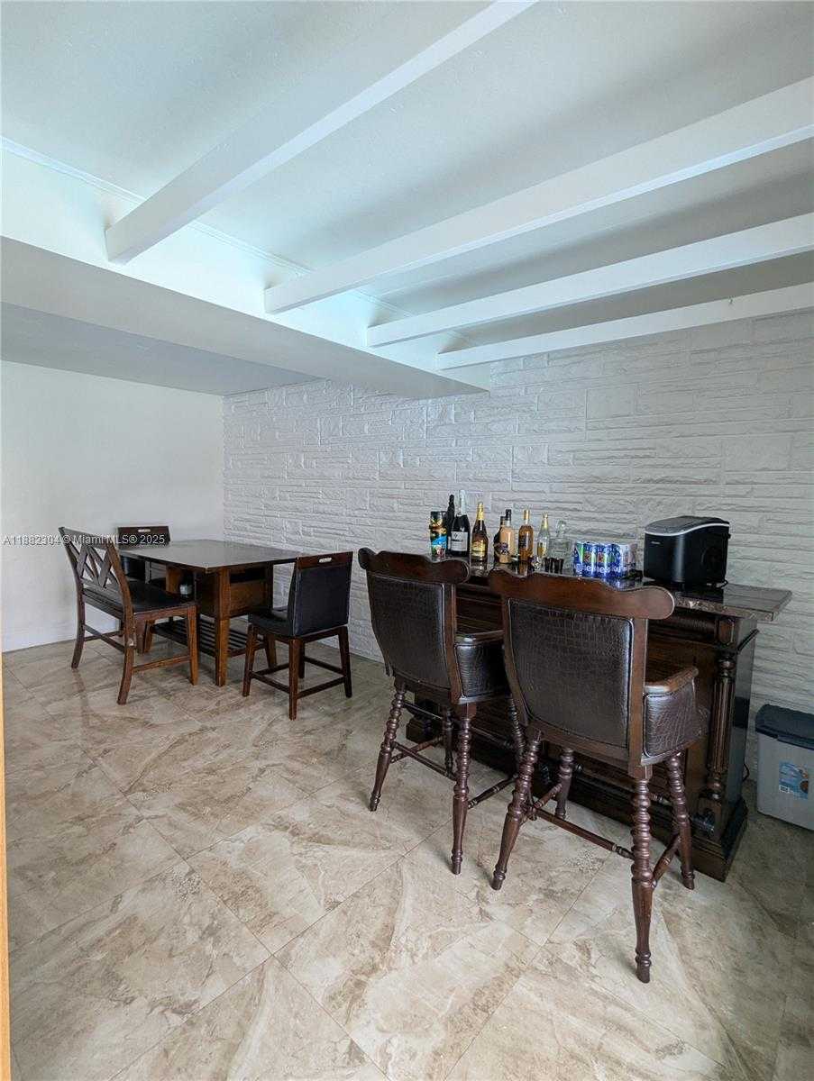 Small Image of 6757 ROSE DR, Miramar Number 24