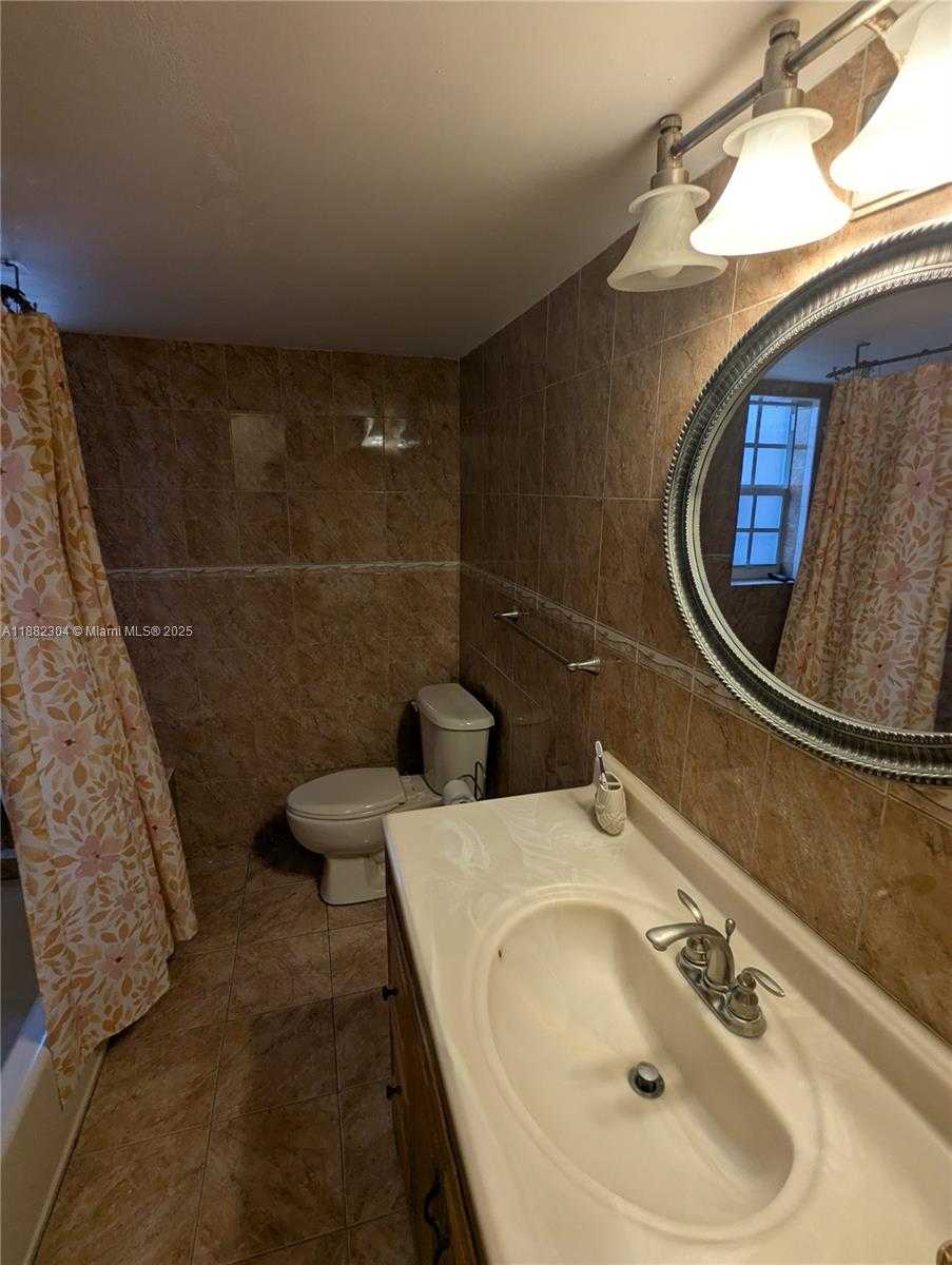 Small Image of 6757 ROSE DR, Miramar Number 29
