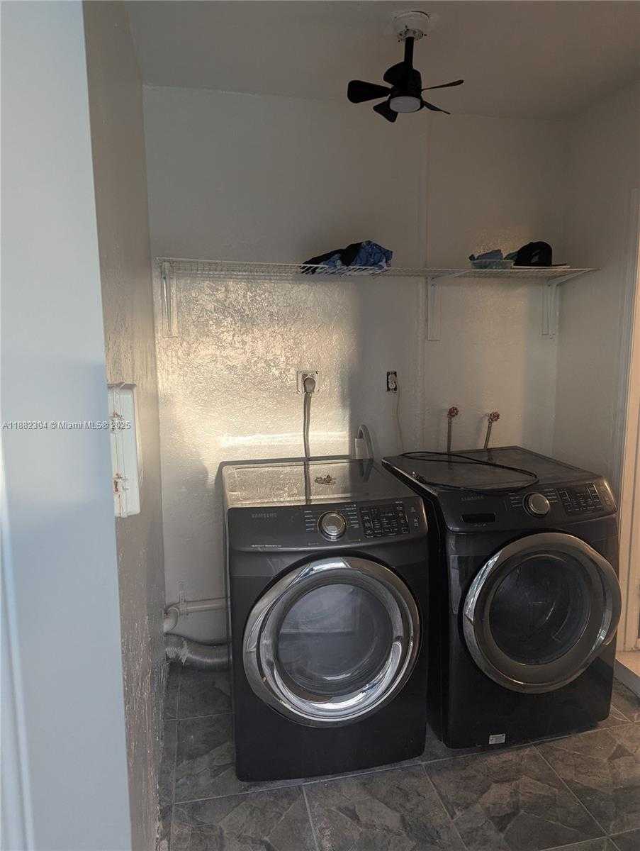 Small Image of 6757 ROSE DR, Miramar Number 44