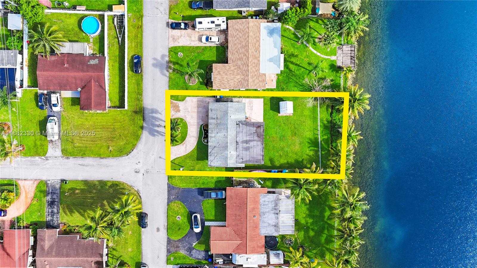 Small Image of 1301 NORTH WEST 87TH WAY, Pembroke Pines Number 31