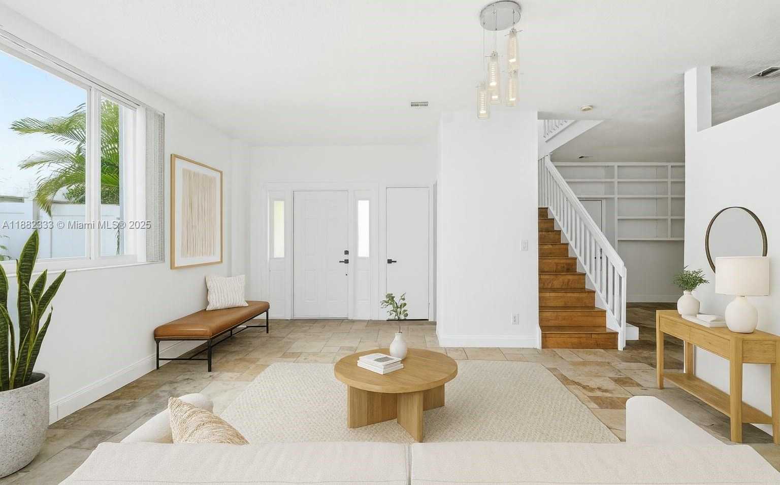 Small Image of 3625 MURANO DR, Hollywood Number 3