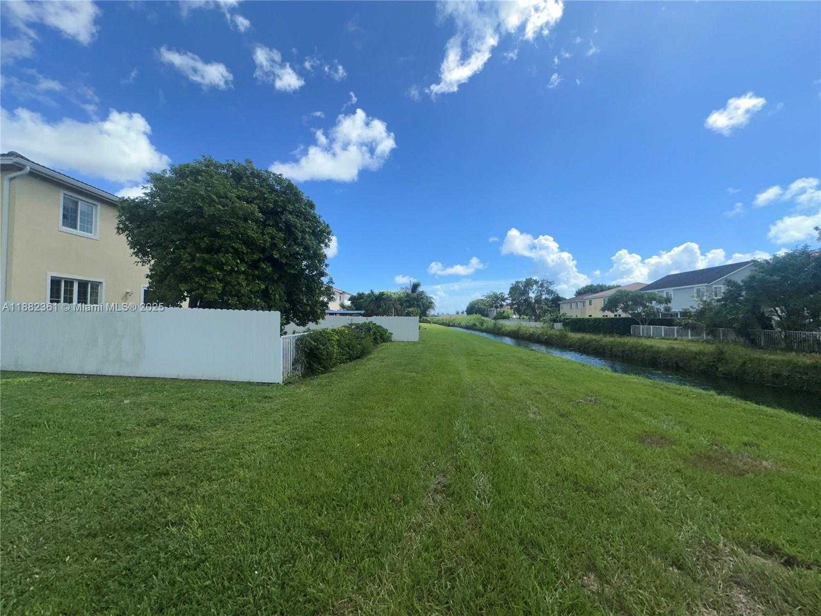 Small Image of 13986 SOUTH WEST 276TH WAY, Homestead Number 32