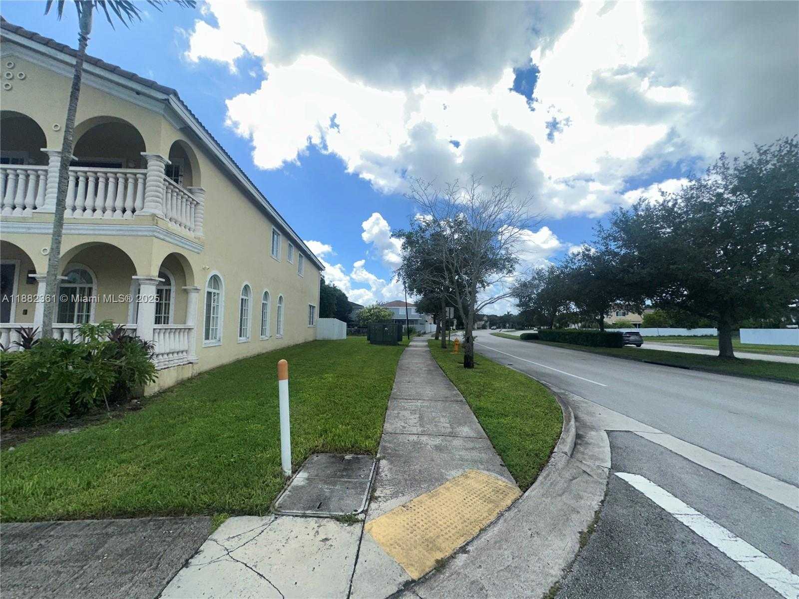 Small Image of 13986 SOUTH WEST 276TH WAY, Homestead Number 4