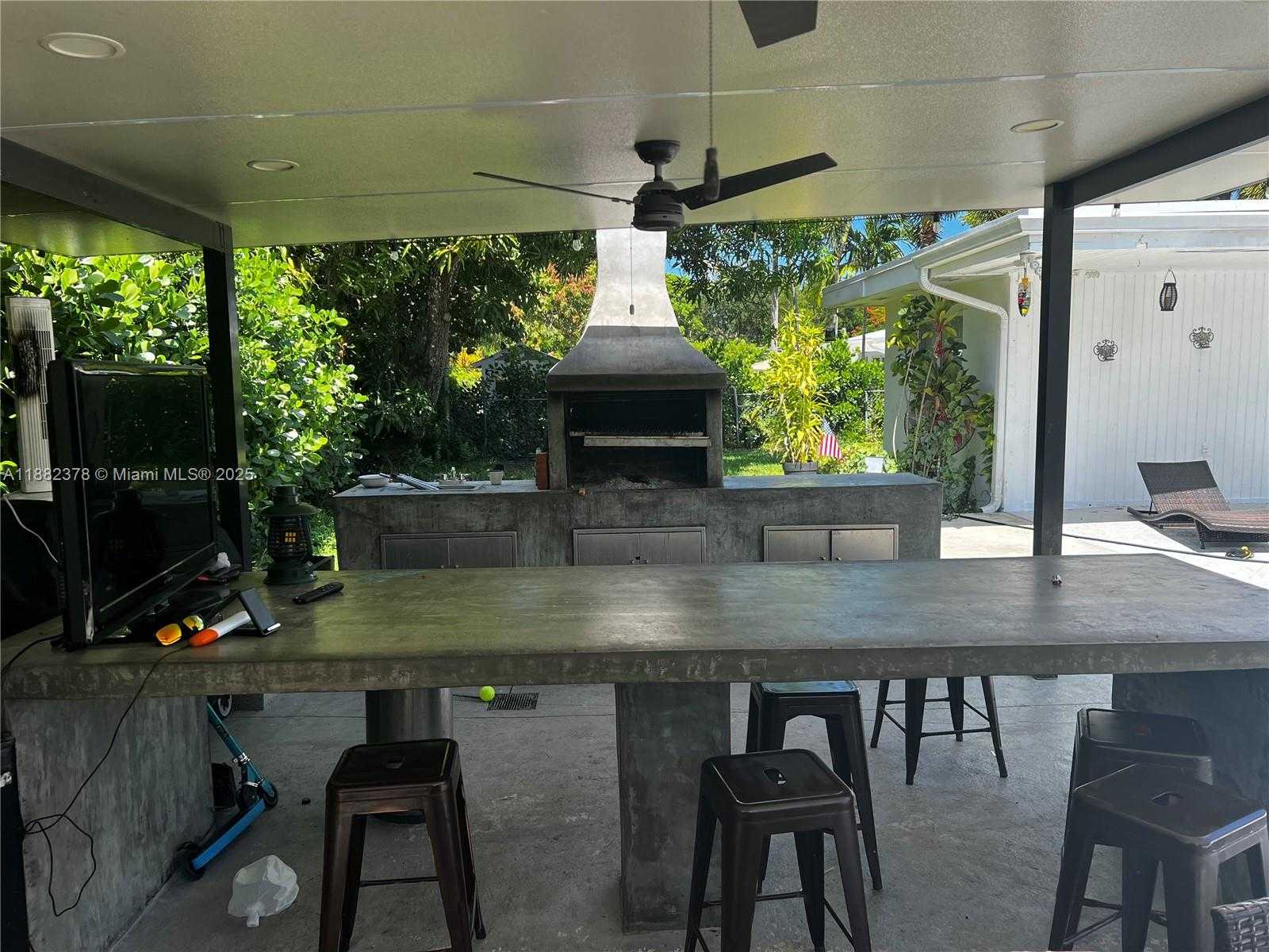 Small Image of 8435 SOUTH WEST 156TH ST, Palmetto Bay Number 15