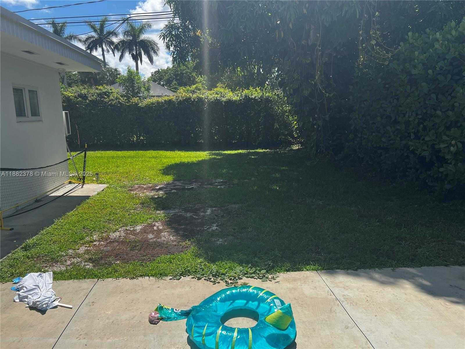 Small Image of 8435 SOUTH WEST 156TH ST, Palmetto Bay Number 16