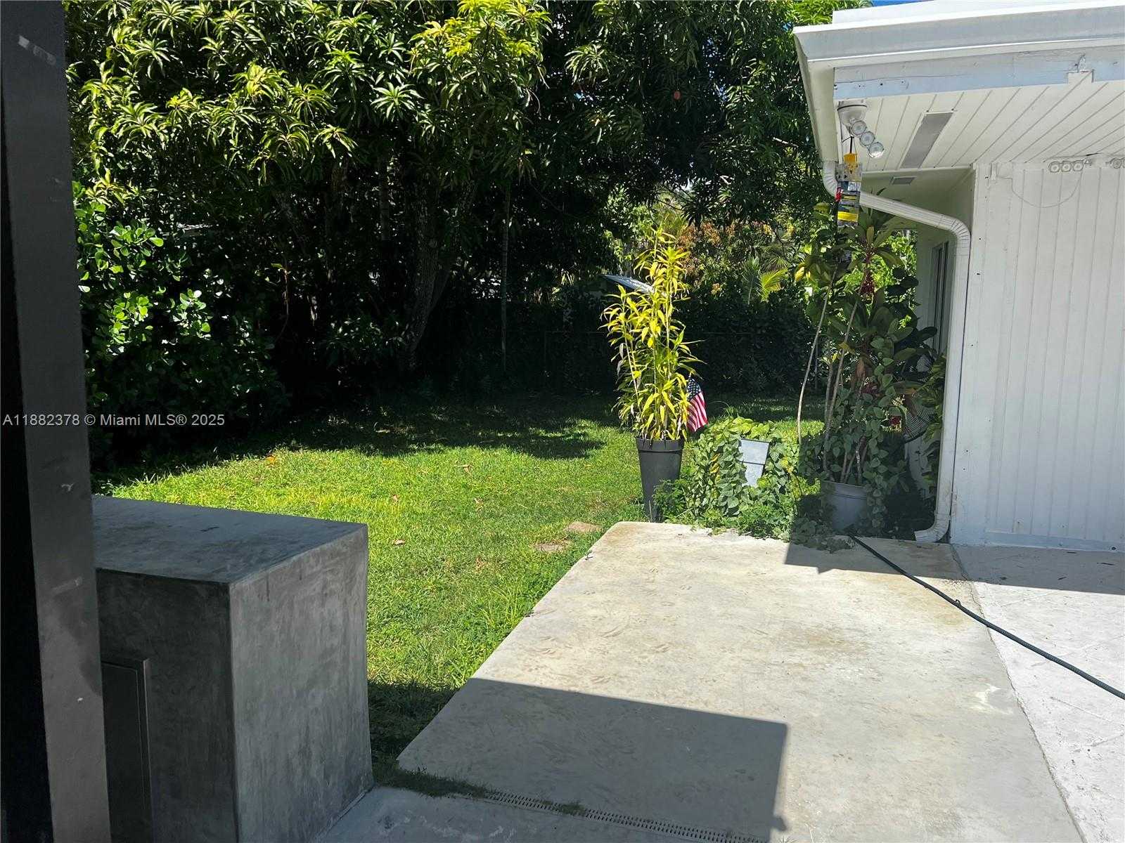 Small Image of 8435 SOUTH WEST 156TH ST, Palmetto Bay Number 17