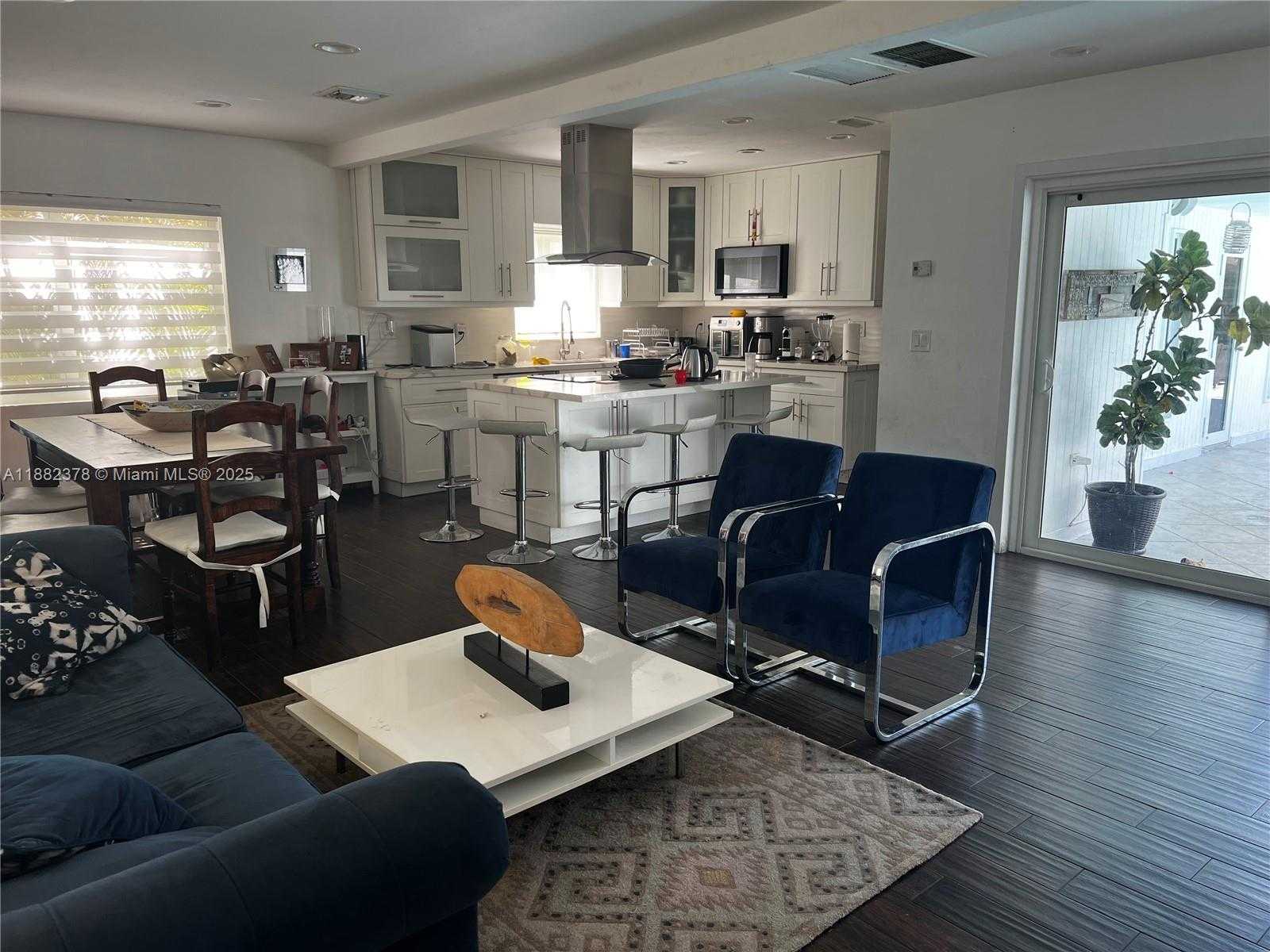 Small Image of 8435 SOUTH WEST 156TH ST, Palmetto Bay Number 6