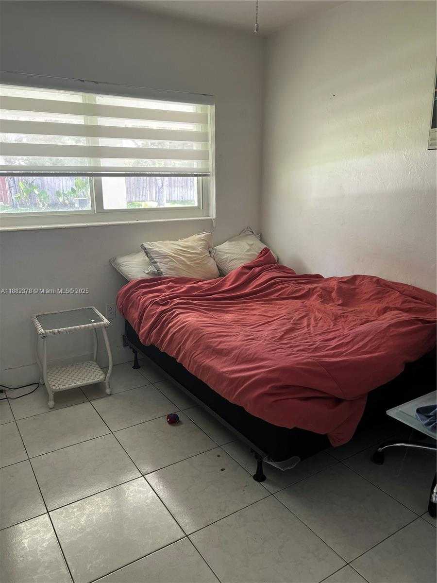 Small Image of 8435 SOUTH WEST 156TH ST, Palmetto Bay Number 7