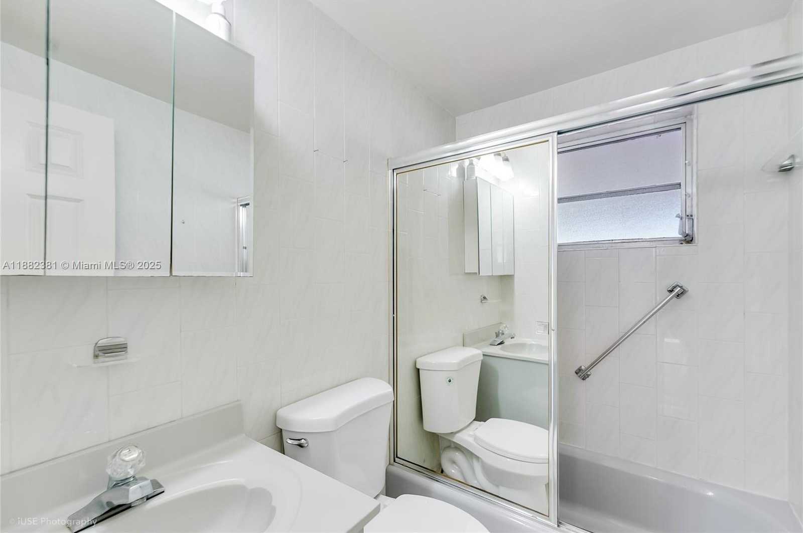 Small Image of 1015 WEST 64TH ST, Hialeah Number 13