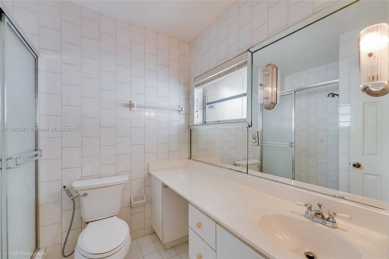 Small Image of 1015 WEST 64TH ST, Hialeah Number 15