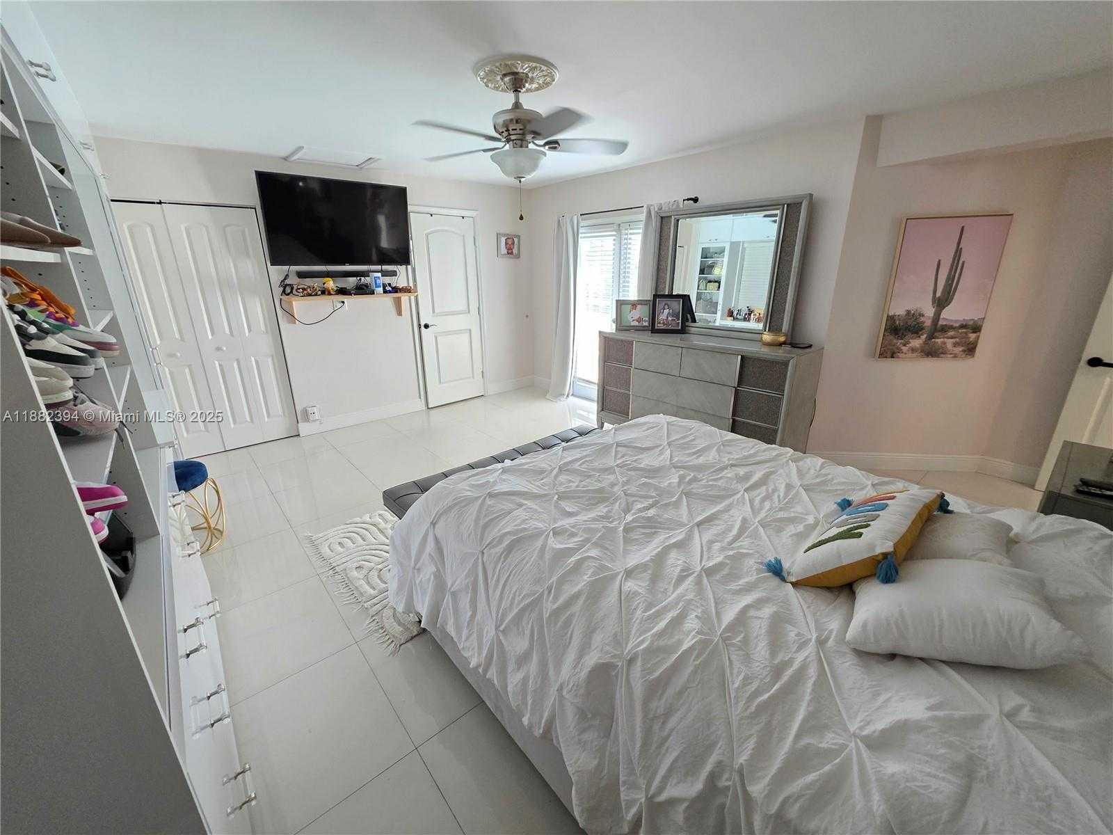 Small Image of 19631 NORTH WEST 45TH AVE, Miami Gardens Number 13