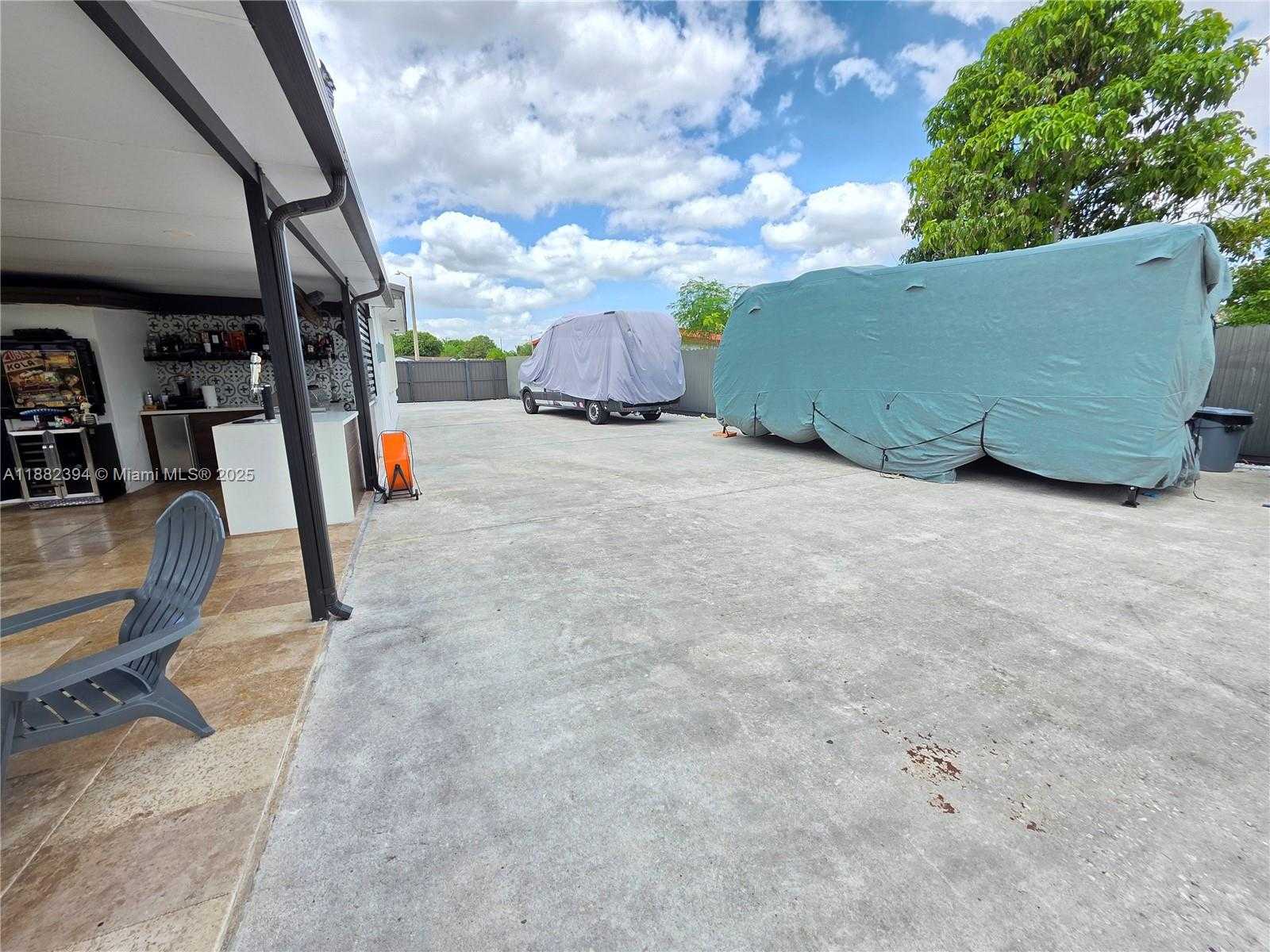 Small Image of 19631 NORTH WEST 45TH AVE, Miami Gardens Number 39