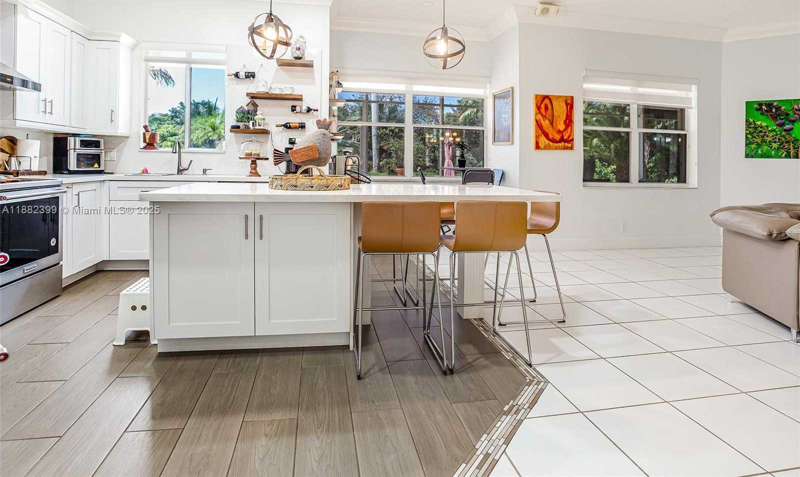 Small Image of 5911 SOUTH WEST 199TH AVE, Pembroke Pines Number 12