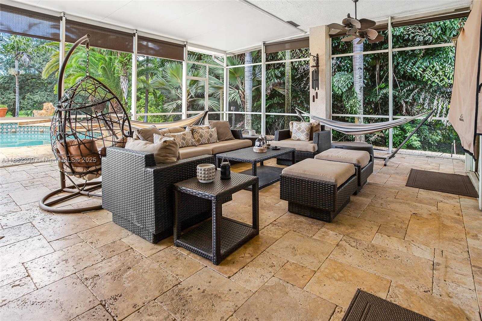 Small Image of 5911 SOUTH WEST 199TH AVE, Pembroke Pines Number 19