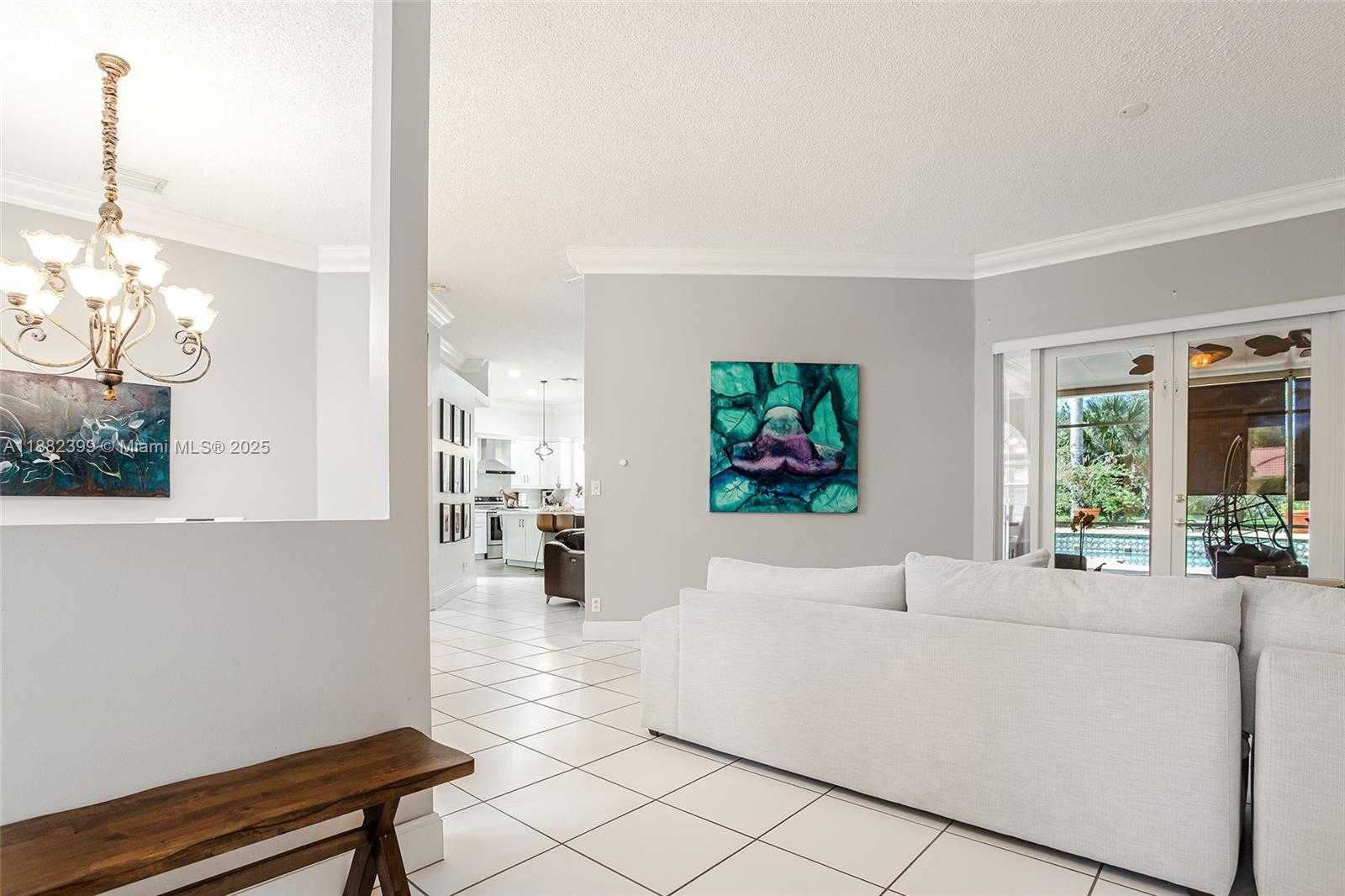 Small Image of 5911 SOUTH WEST 199TH AVE, Pembroke Pines Number 4