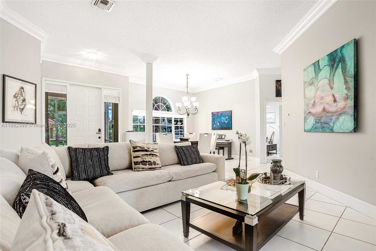 Small Image of 5911 SOUTH WEST 199TH AVE, Pembroke Pines Number 5