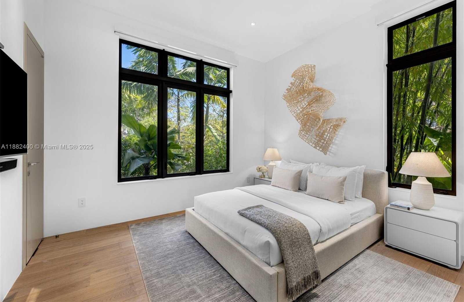 Small Image of 9360 BALADA ST, Coral Gables Number 13