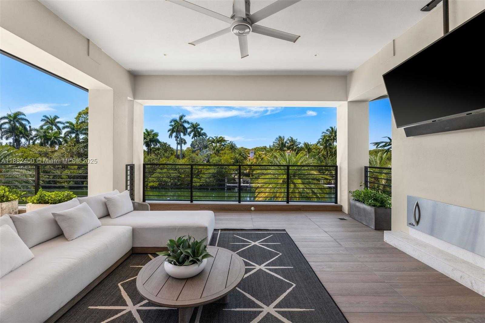 Small Image of 9360 BALADA ST, Coral Gables Number 18