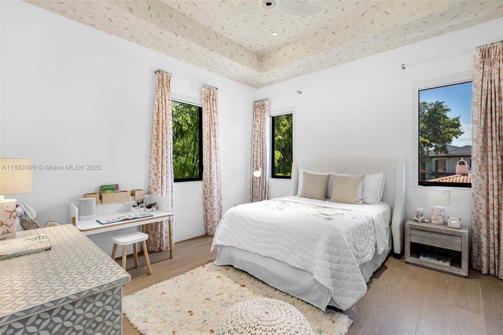 Small Image of 9360 BALADA ST, Coral Gables Number 22