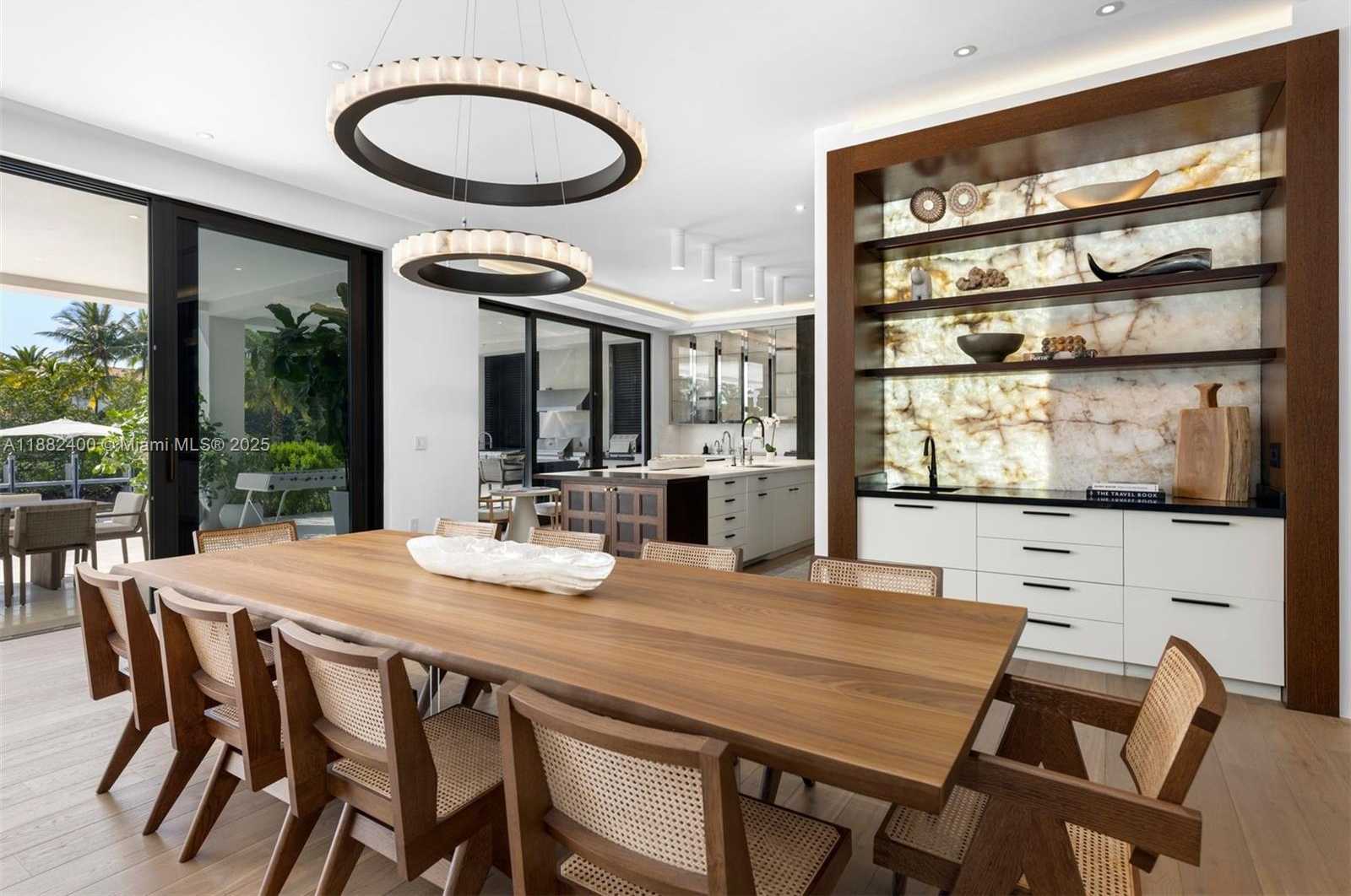 Small Image of 9360 BALADA ST, Coral Gables Number 7