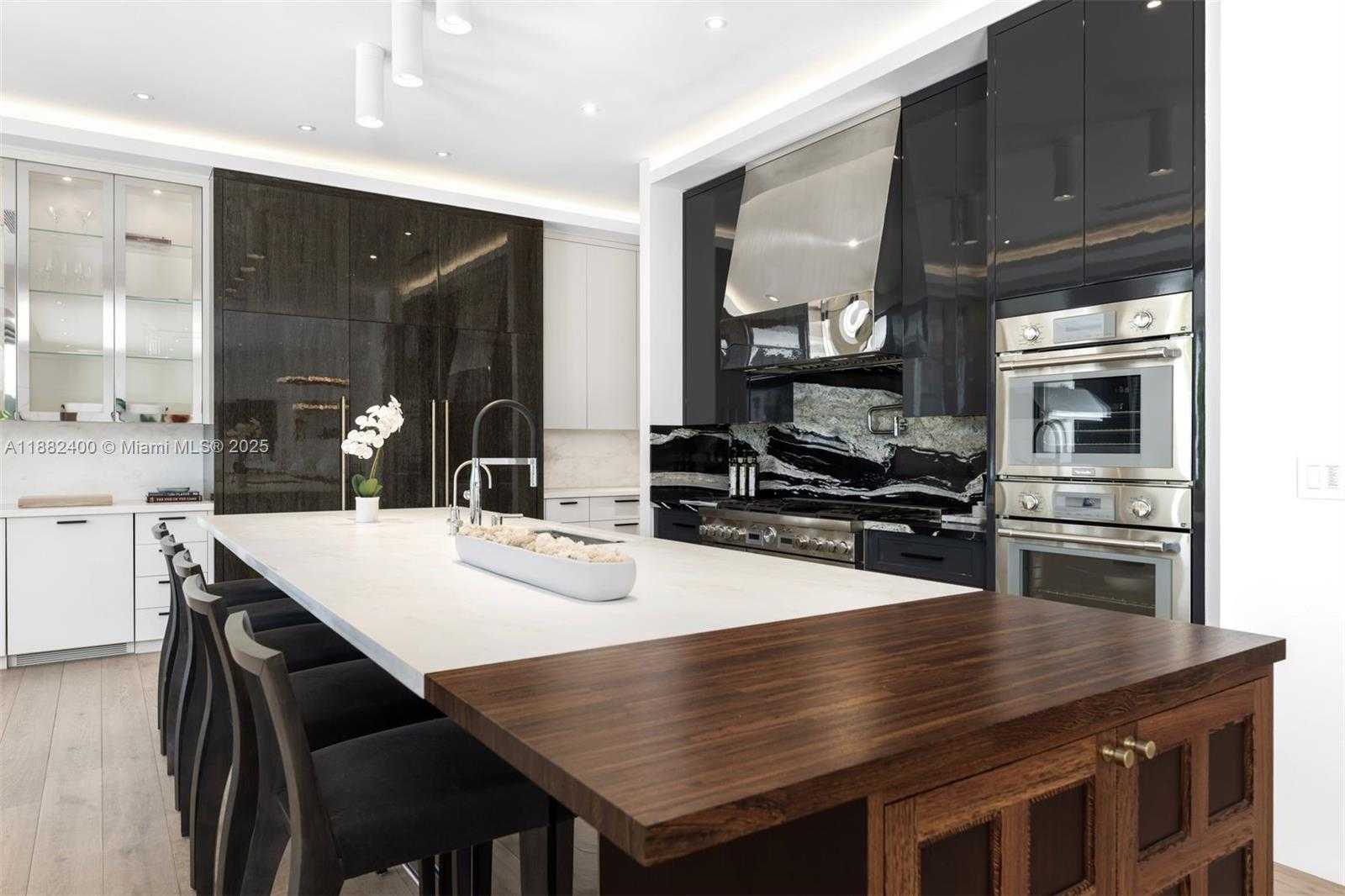 Small Image of 9360 BALADA ST, Coral Gables Number 8