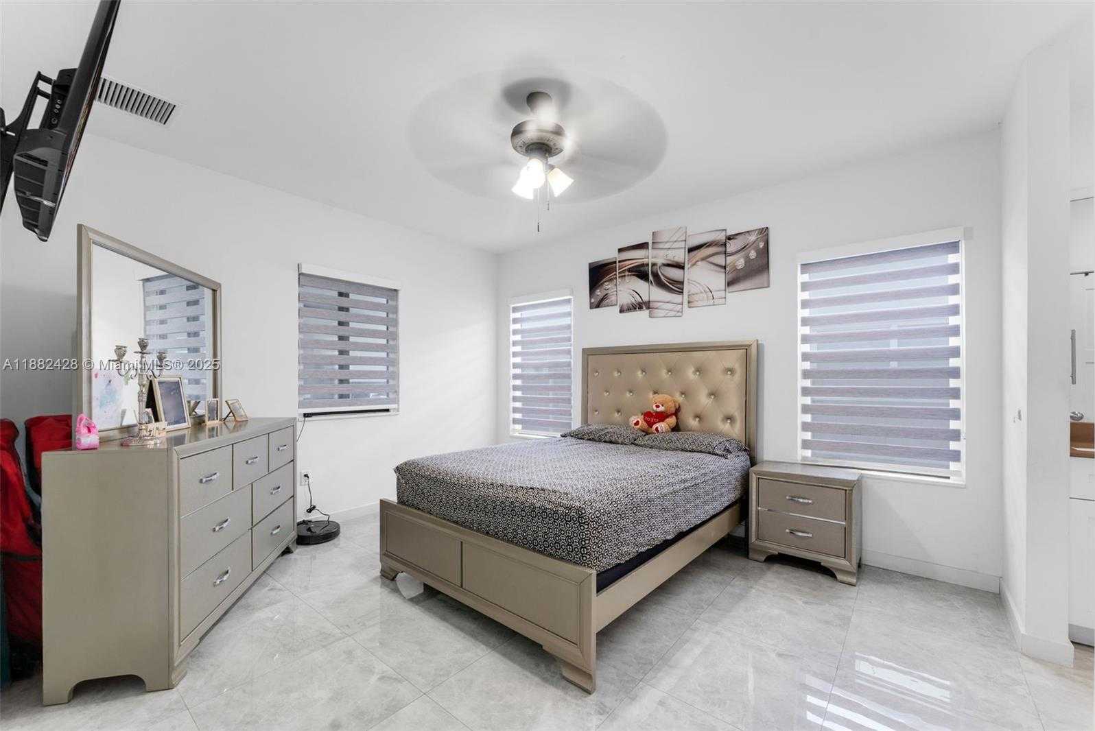 Small Image of 22801 SOUTH WEST 123RD AVE, Miami Number 18
