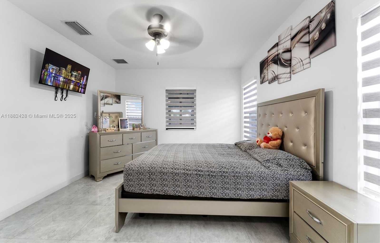 Small Image of 22801 SOUTH WEST 123RD AVE, Miami Number 19