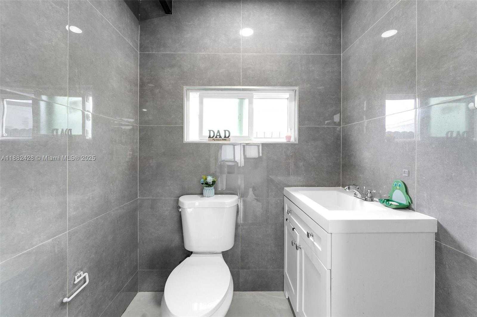 Small Image of 22801 SOUTH WEST 123RD AVE, Miami Number 26
