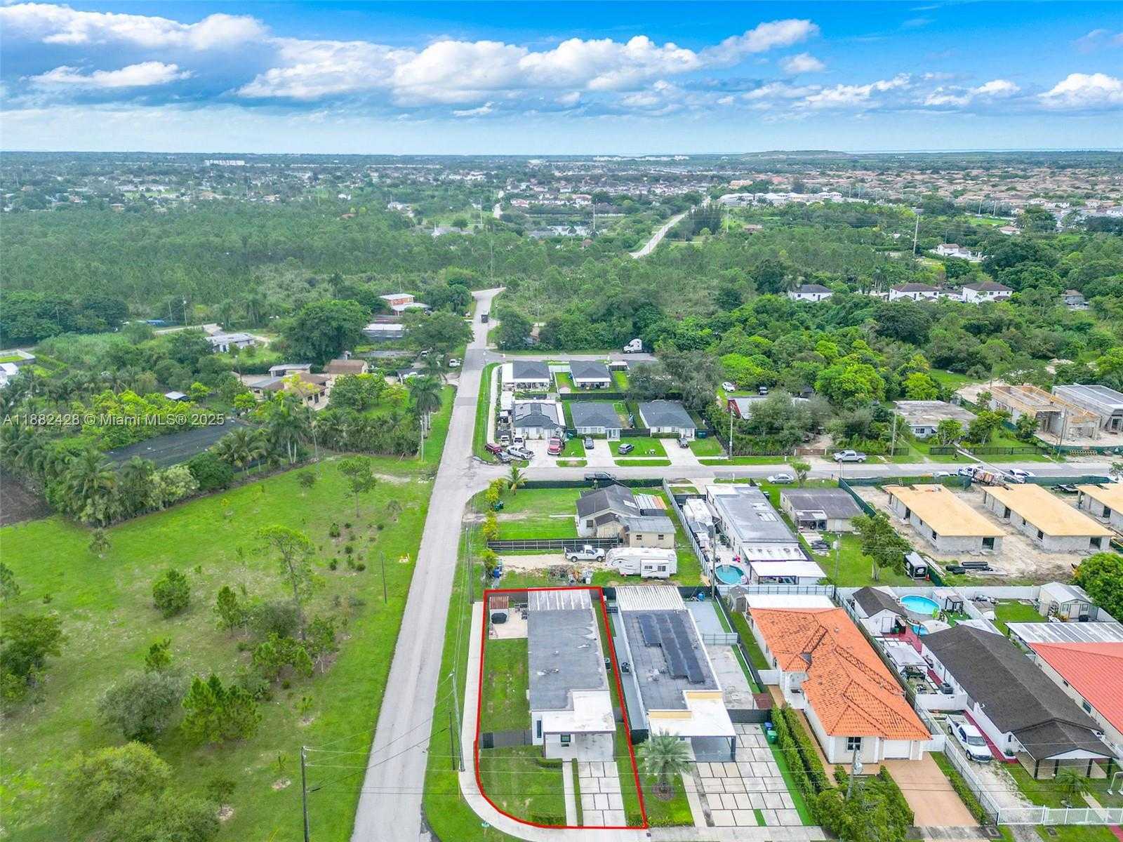 Small Image of 22801 SOUTH WEST 123RD AVE, Miami Number 39