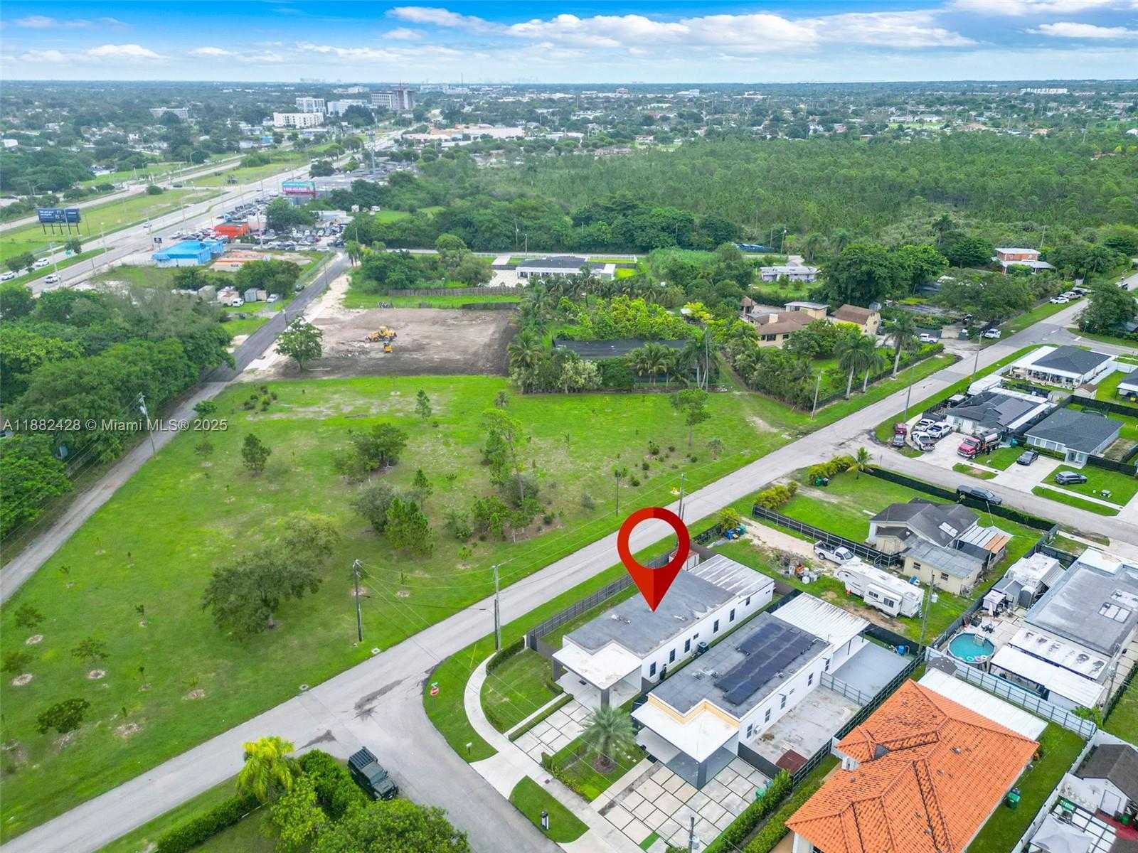 Small Image of 22801 SOUTH WEST 123RD AVE, Miami Number 41