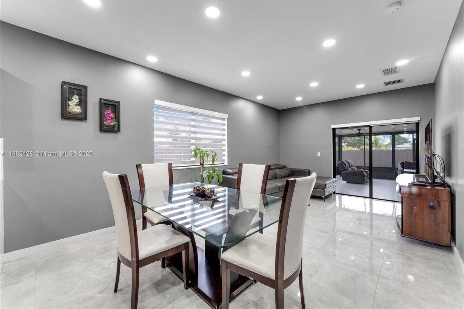 Small Image of 22801 SOUTH WEST 123RD AVE, Miami Number 6