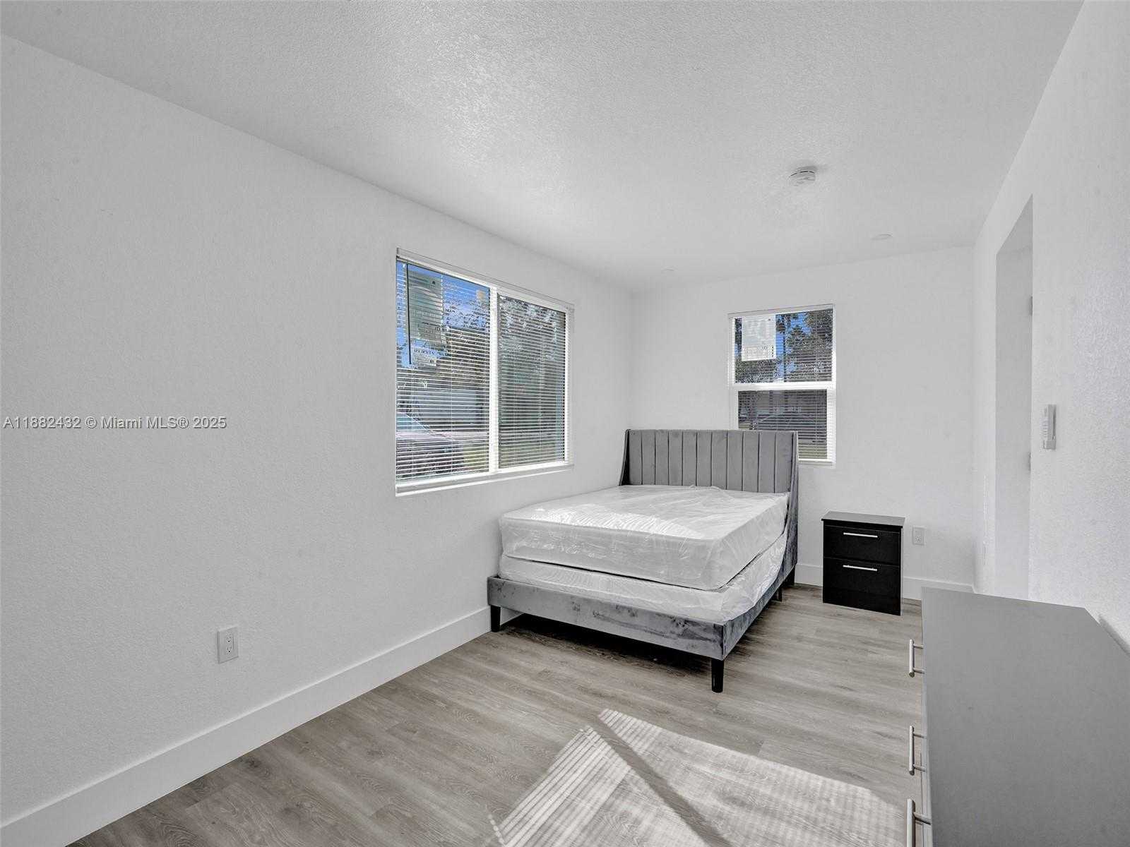 Small Image of 6143 SOUTH WEST 40TH ST, Miramar Number 13