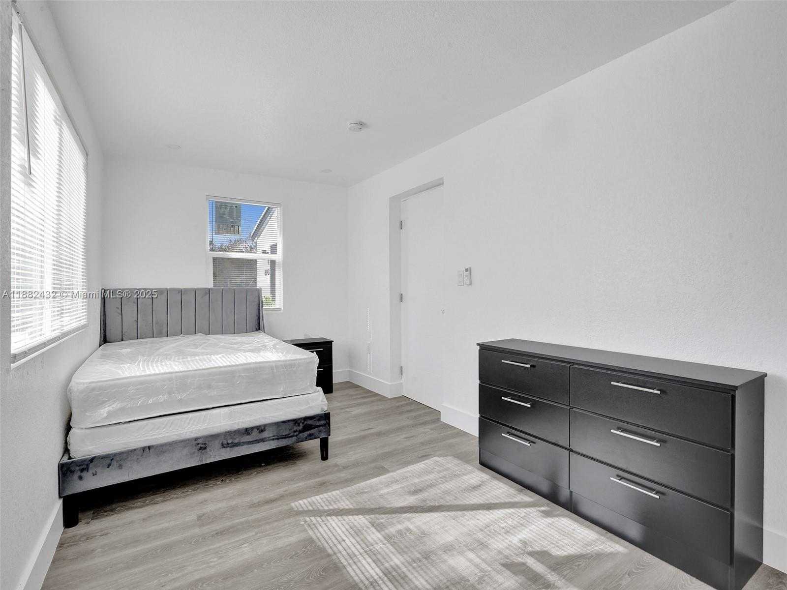 Small Image of 6143 SOUTH WEST 40TH ST, Miramar Number 20