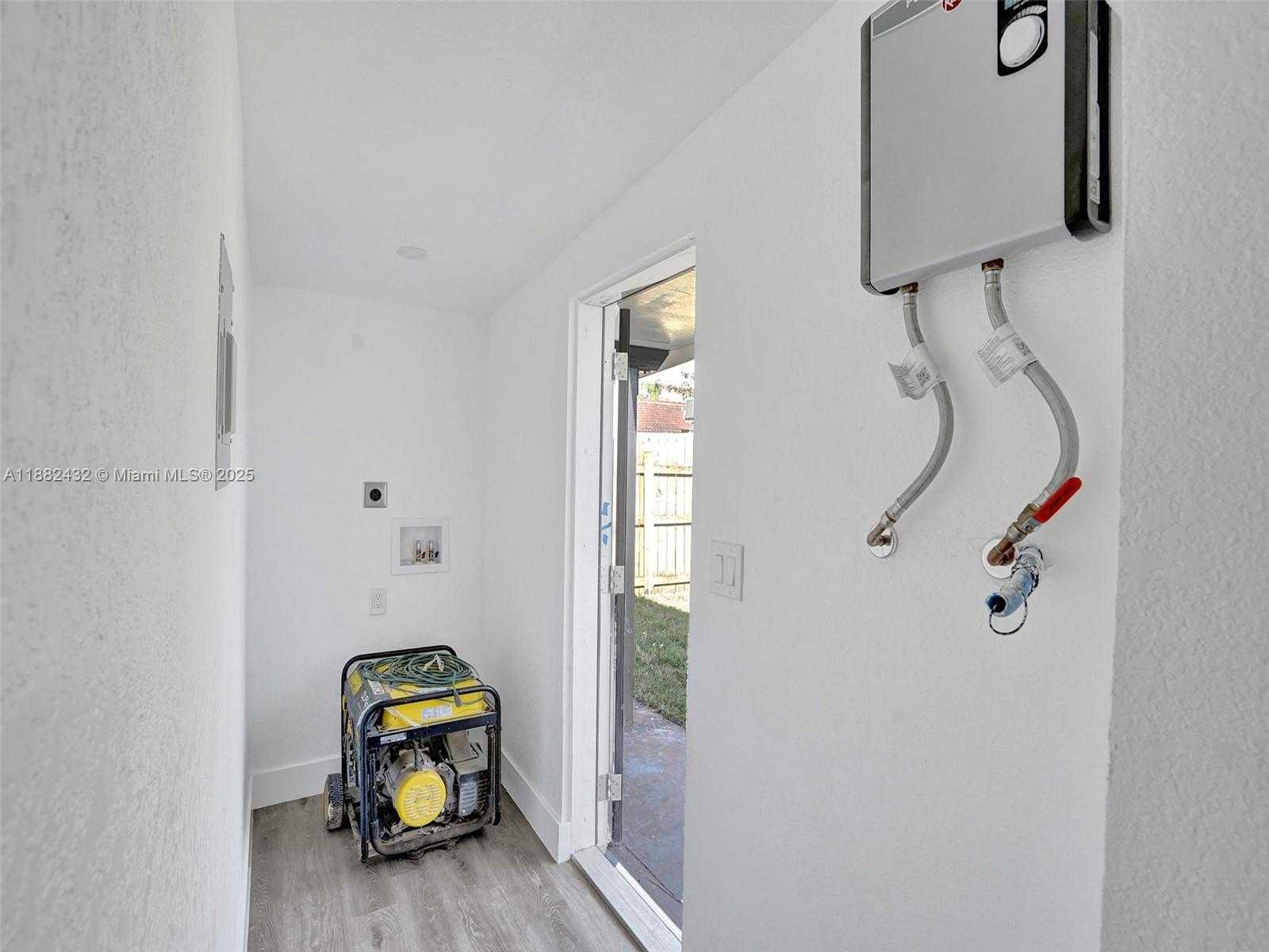 Small Image of 6143 SOUTH WEST 40TH ST, Miramar Number 22
