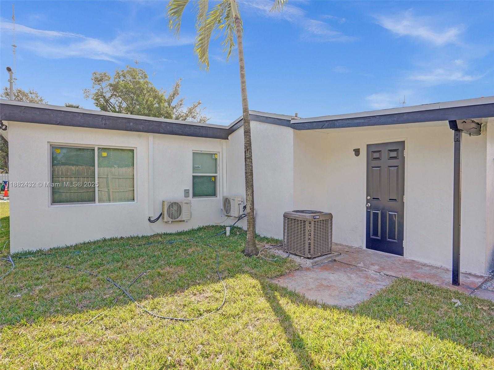 Small Image of 6143 SOUTH WEST 40TH ST, Miramar Number 23
