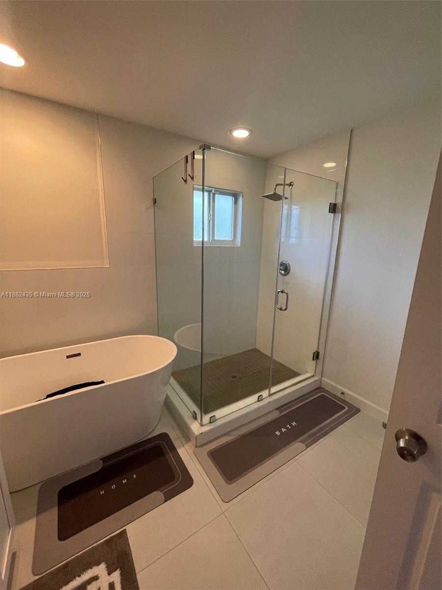 Small Image of 20605 SOUTH WEST 319TH ST, Homestead Number 27