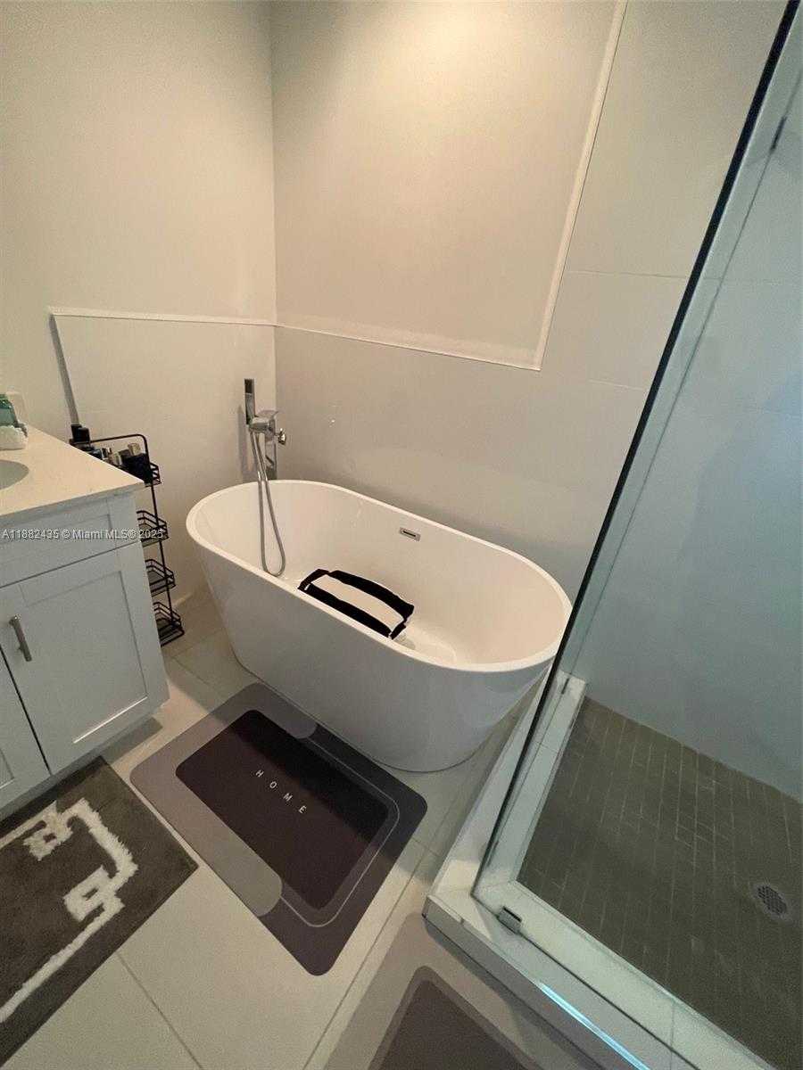 Small Image of 20605 SOUTH WEST 319TH ST, Homestead Number 29